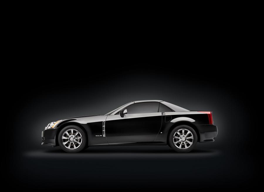  Cadillac XLR Roadster 2004 года  (фото 3 из 128)